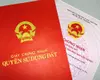 Rủi ro khi nhờ người khác đứng tên sổ đỏ, trầy trật đòi lại đất