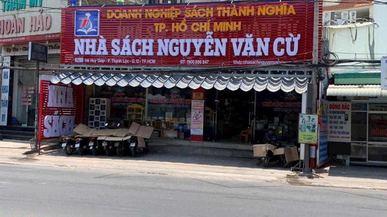 Bán nhà mặt tiền 3 tầng 11x30m gia 27,5 tỷ Đường Hà Huy Giáp
