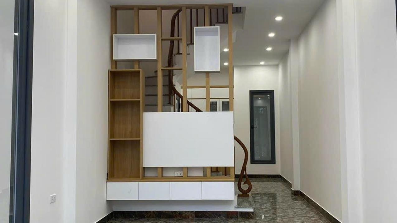 Bán nhà cạnh UB xã Kim Chung, Hoài Đức. Đơn lập 43m2 xây 5 tầng, ngõ thoáng gần Chợ Trường