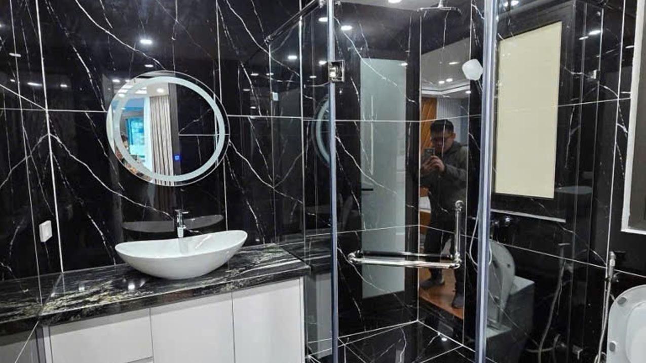 Bán nhà riêng diện tích 70m² tại Tứ Liên, Tây Hồ, kinh doanh, ô tô tránh