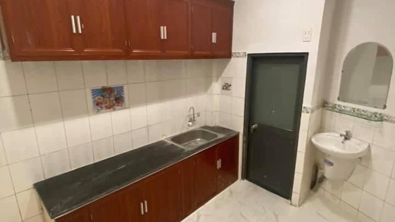 Bán nhà hẻm 404 Nguyễn Đình Chiểu, Quận 3 –, Hẻm 4m, 2 phòng ngủ, giá chỉ 4 tỷ 7