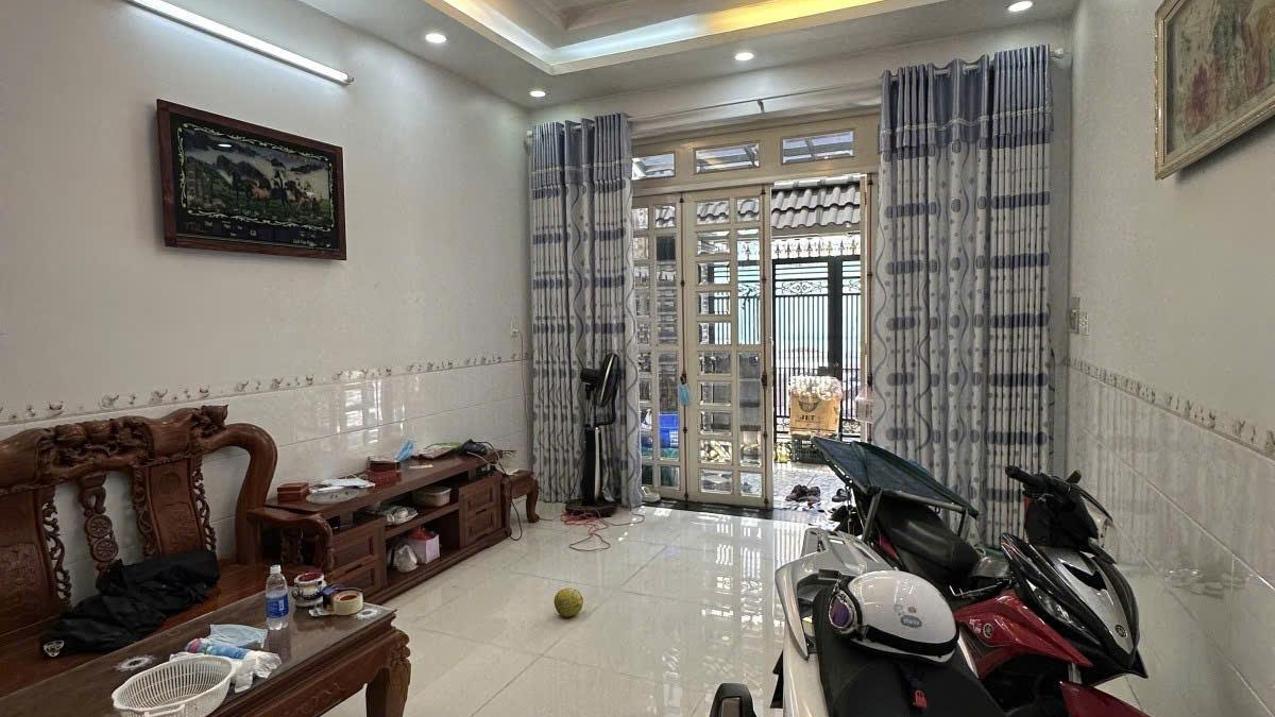 Bán nhà riêng 2 tầng đường Nguyễn Văn Khối Gò Vấp diện tích 77m2 giá 5,9 tỷ