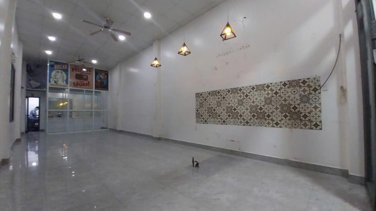 Bán nhà mặt tiền kinh doanh đường Đông Hưng Thuận 11 Quận 12 diện tích 130m2 giá chỉ 10,5 tỷ