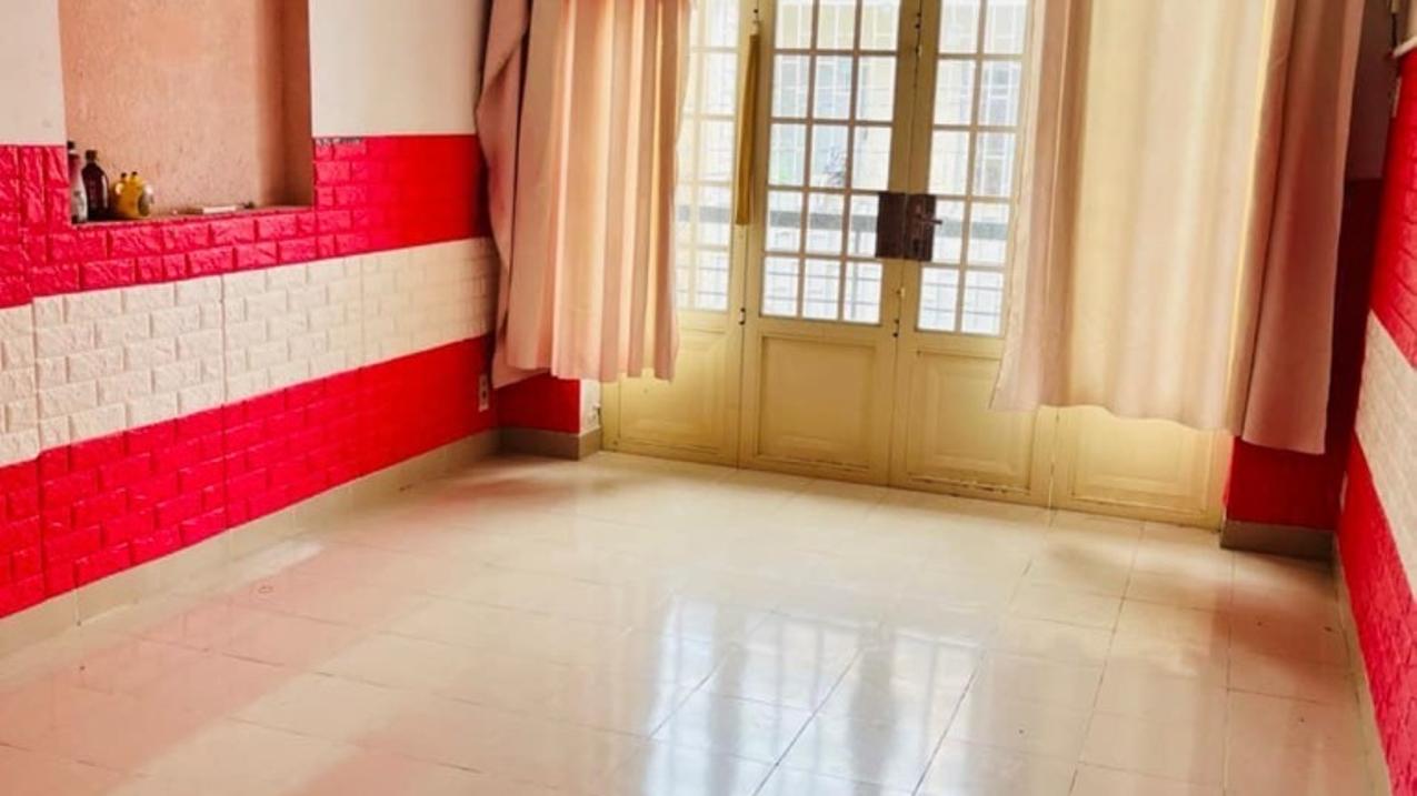 Bán Nhà Hẻm Phan Tây Hồ , Diện tích 66m2 , 4 tầng , 4 phòng ngủ , gần bệnh viện Hoàn Mỹ , giá 7, 45  tỷ