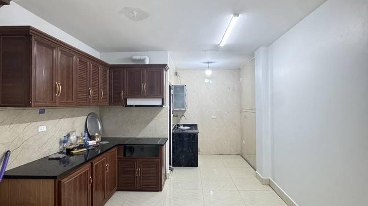 Bán gấp nhà riêng 400m2 tại đường 4 Thượng Thanh Long Biên giá chỉ 5,7 tỷ