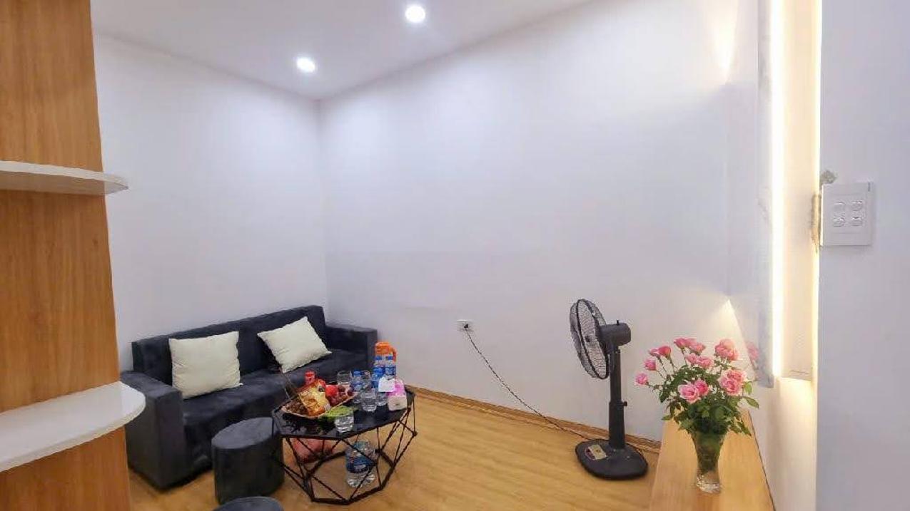 Bán nhà riêng đường Bạch Mai Quận Hai Bà Trưng Hà Nội 60m2 giá 2 tỷ sổ đỏ chính chủ