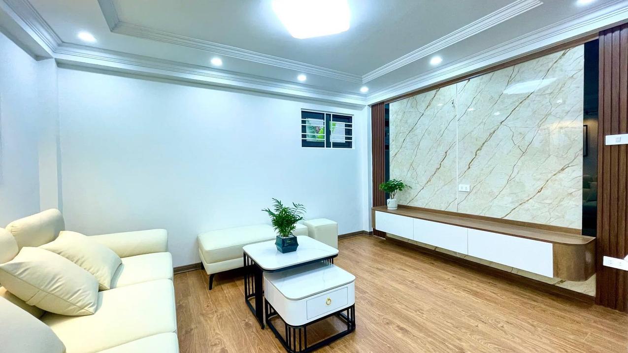 Bán nhà riêng đường Kim Giang, Hoàng Mai, TP Hà Nội, 40m2, 5 tầng, giá 6,9 tỷ