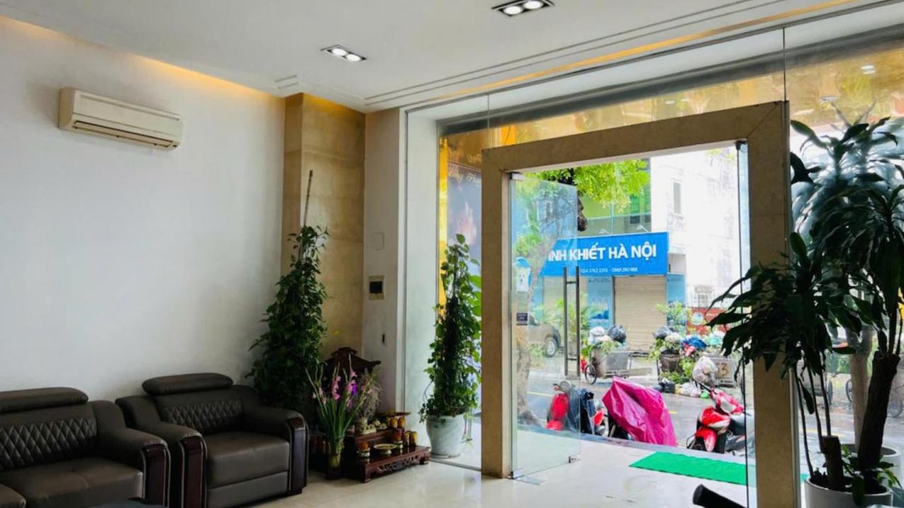 Bán tòa nhà văn phòng Vũ Ngọc Phan Đống Đa 90m2 x 8 tầng giá 33 tỷ thương lượng