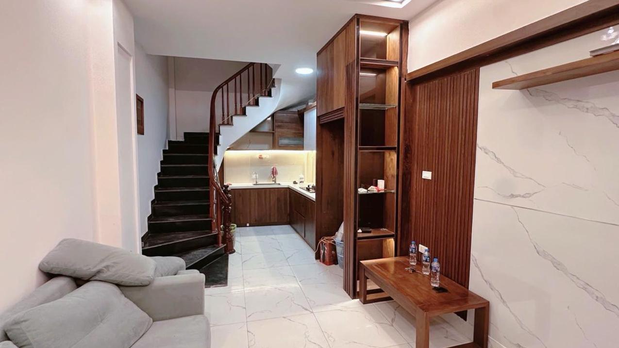 Nhà Đẹp Ngõ 179 Vĩnh Hưng Ô Tô Đỗ Cửa - 5 Tầng - TT Quận Hoàng Mai