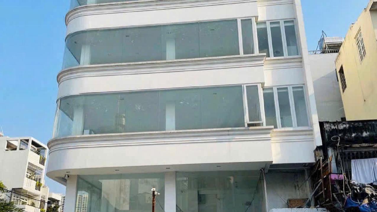 Cho thuê nhà góc 2 Mặt Tiền số 93 Hòa Hưng, Phường 12, Quận 10