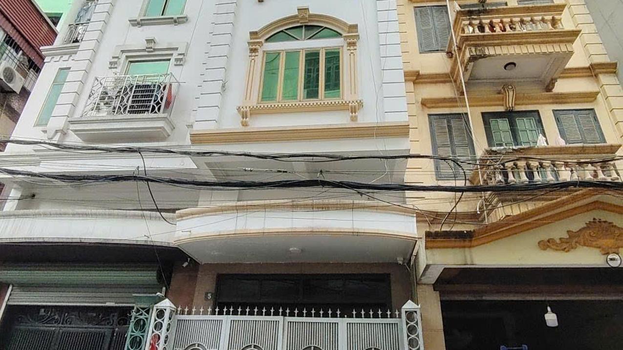 Bán nhà riêng mặt phố Bồ Đề Long Biên 118m2 17 phòng cho thuê giá 25 tỷ