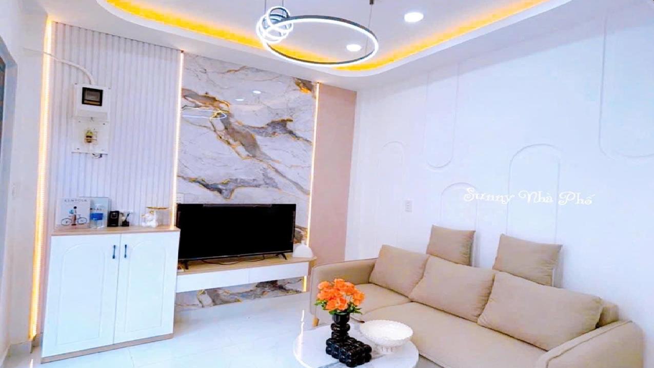 Bán nhà riêng tại Phú Nhuận, Mai Văn Ngọc, diện tích 6.5 x 3.2m, Giá 3.8 tỷ