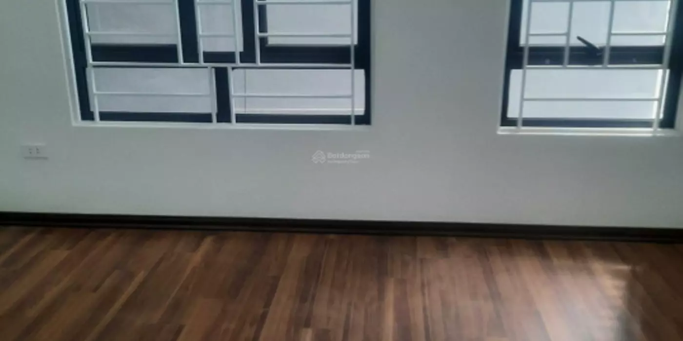 Yên Ngưu, Tựu Liệt, Huỳnh Cung, ngõ thông, ô tô đỗ cạnh nhà. Chỉ 3.56 tỷ. Lh 0904690958