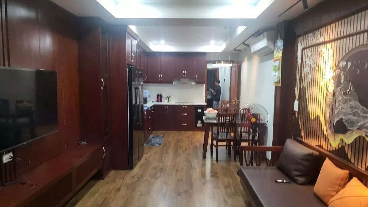 BÁN NHÀ MẶT PHỐ DỊCH VỌNG HẬU CẦU GIẤY 24 TỶ 55m 6 TẦNG MT 4m THANG MÁY, VỈA HÈ, KDOANH