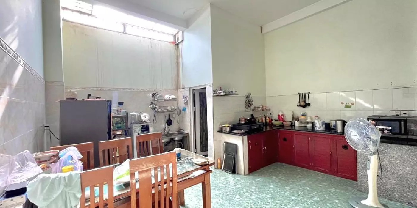 BÁN NHÀ TÔ KÝ QUẬN 12 ,NGANG 5M ,70M2, 3TẦNG KIÊN CỐ ,HẺM Ô TÔ ,  CHỈ NHỈNH 3TỶ