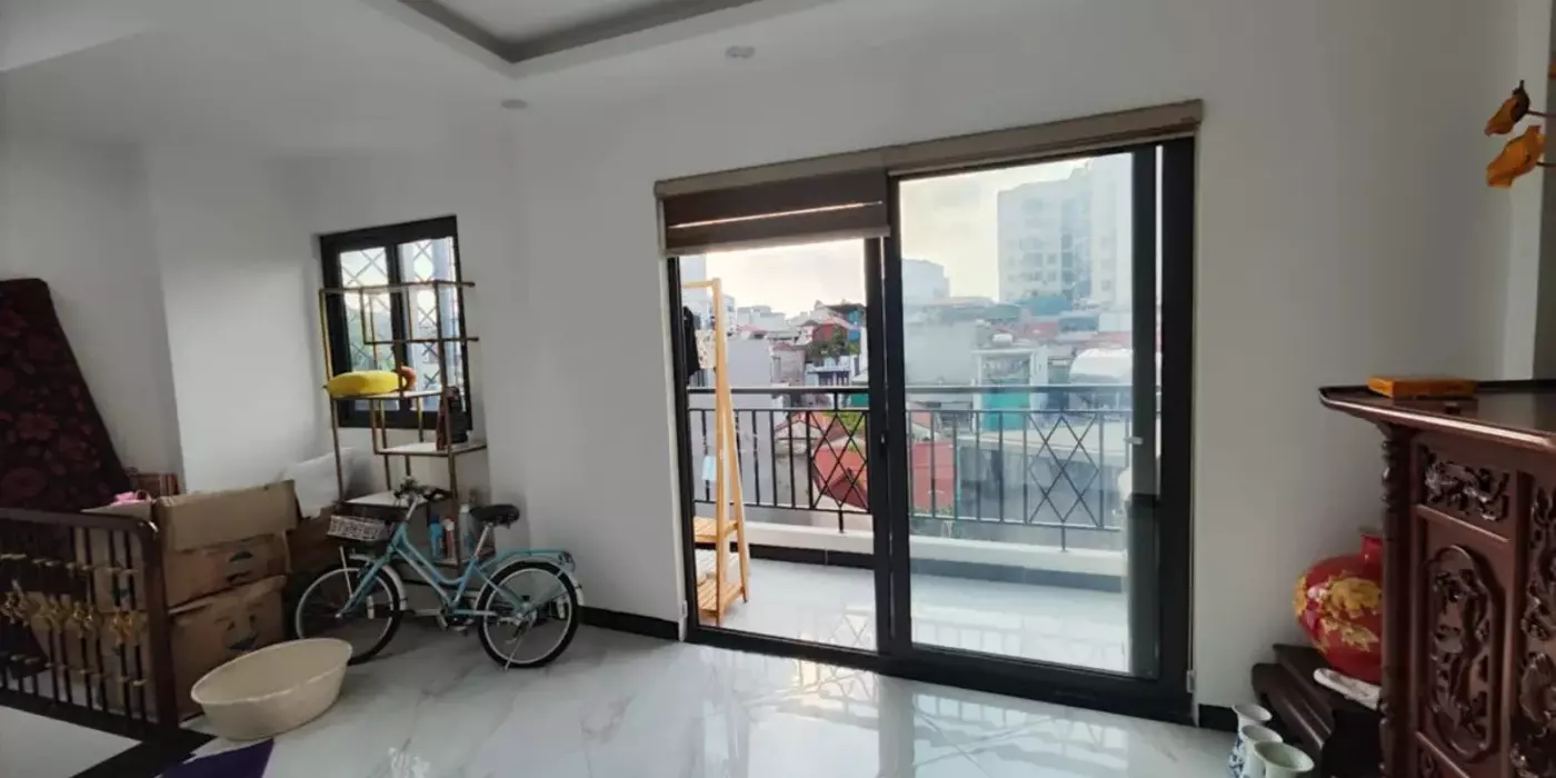 Bán nhà Văn Cao, Ba Đình - Cách Oto 30m/Nhà mới đẹp - 5.7 tỷ