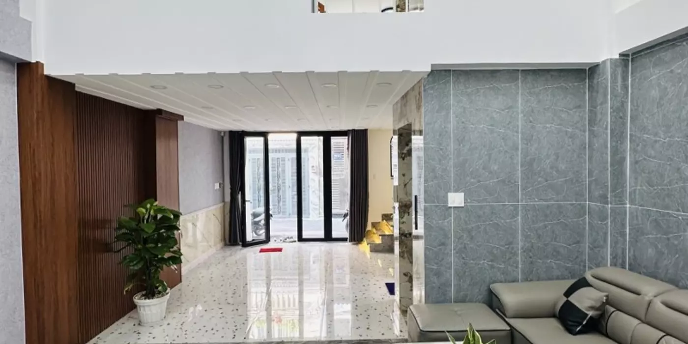 BÁN NHÀ GÒ VẤP ĐẸP HẺM XE HƠI 7 CHỖ - 5 TẦNG -- 2 SÂN THƯỢNG -- CÓ THANG MÁY