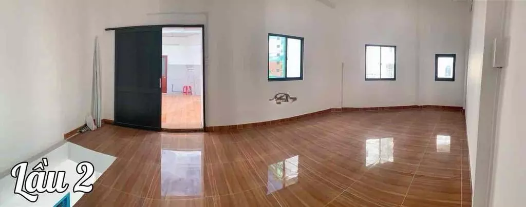 🍀 Nhà ngang 14m MT Út Tịch, gần Sân bay, 3 tầng trống suốt 🍀