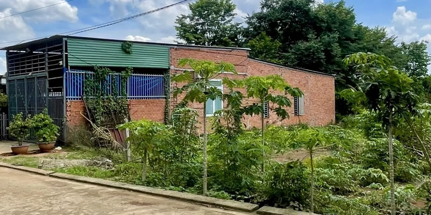 Bán rẻ 2 miếng (10x50=500m2) Giá 260Triệu,Thổ cư ,SHR,Trung tâm thị xã