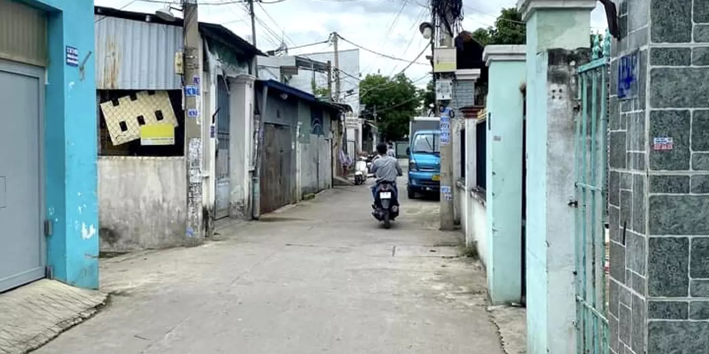NHÀ NGAY NGÃ TƯ BÌNH PHƯỚC- 52M2- CHỈ HƠN 2 TỶ