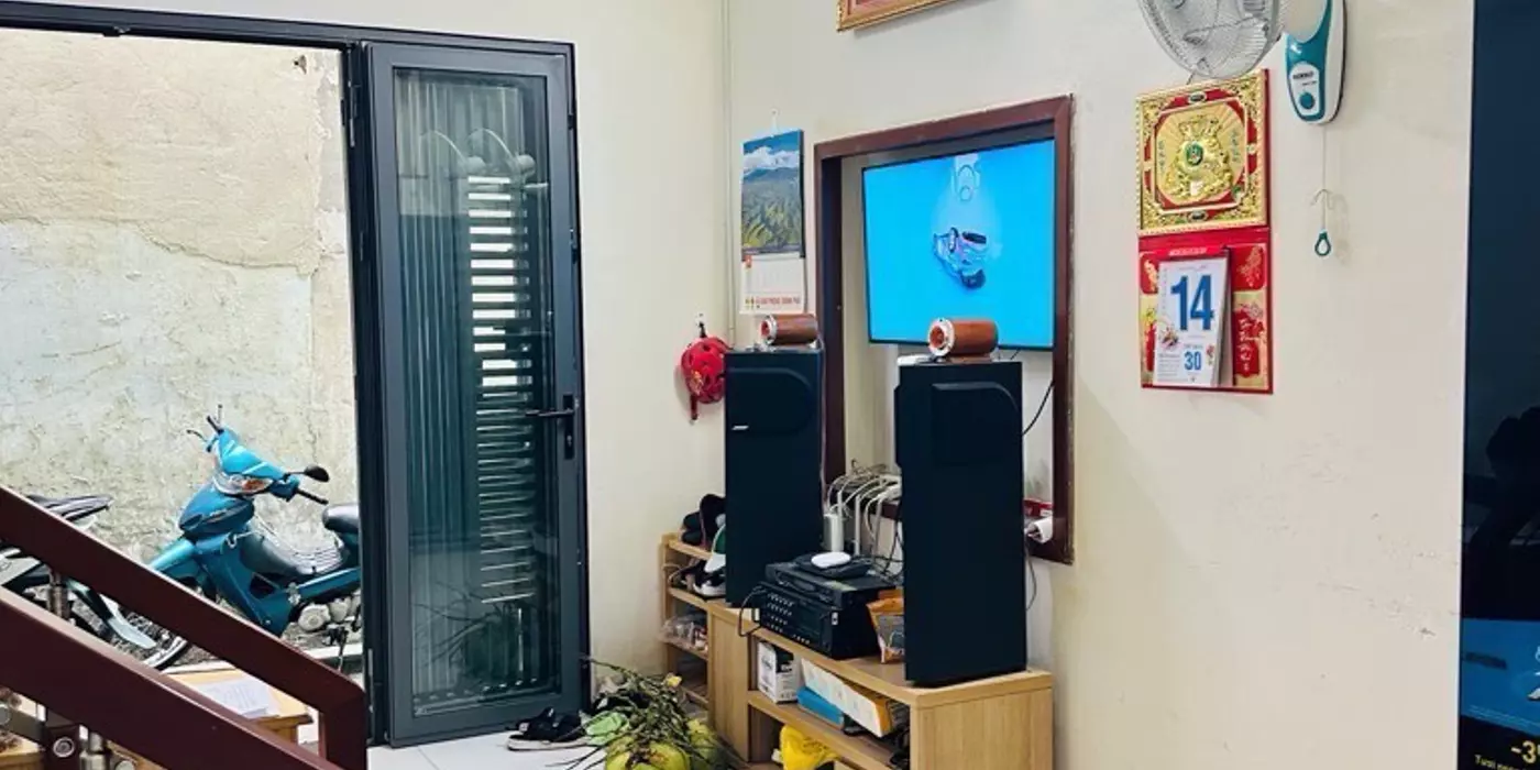 Bán Nhà Hẻm 4M - Cách 1 Căn Ra Mặt Tiền Cách Mạng - TT Tân Phú - 2T - 31M2 - nhỉnh 3 tỷ