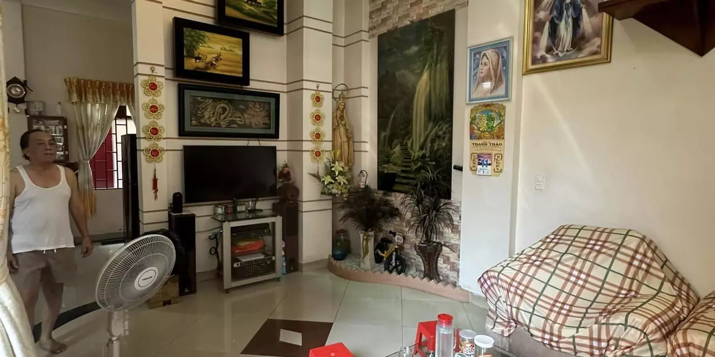 BIỆT THỰ KHU VIP BÌNH TRỊ ĐÔNG- ĐƯỜNG Ô TÔ THÔNG - GIÁP QUẬN 6 - 3 TẦNG - CHỈ 8.5 TỎI