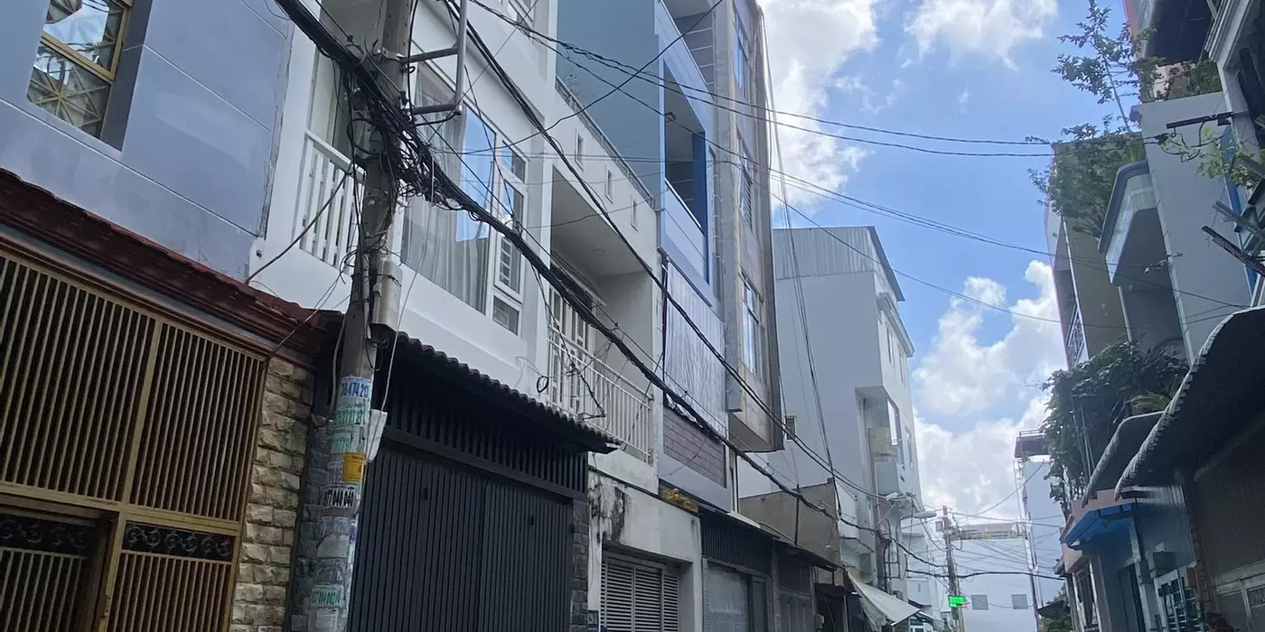 Bán nhà Tân Phú, gần Lũy Bán Bích, hẻm 8m, 4 tầng, 4,1x9m2, nhỉnh 5 tỷ