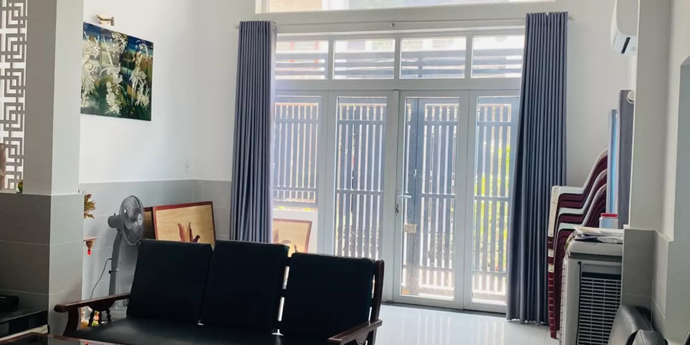 Bán gấp nhà  đường D Bình Thạnh, DT 9,5m x 12m CN đủ - 2 tầng tiện xây mới - 25 tỷ