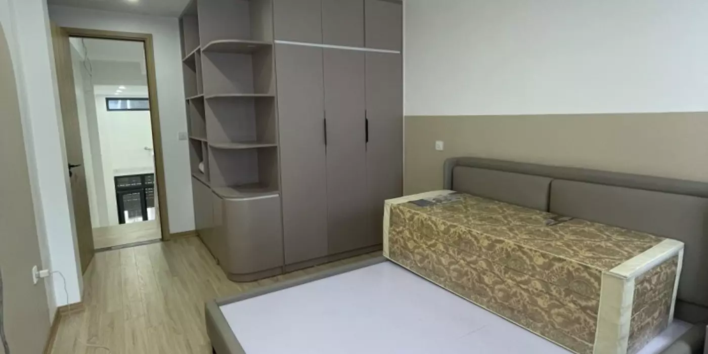 Bán Nhà Tập Thể Phố 8/3, Quỳnh Mai, 80m, Giá 2.4 Tỷ Hai Bà Trưng