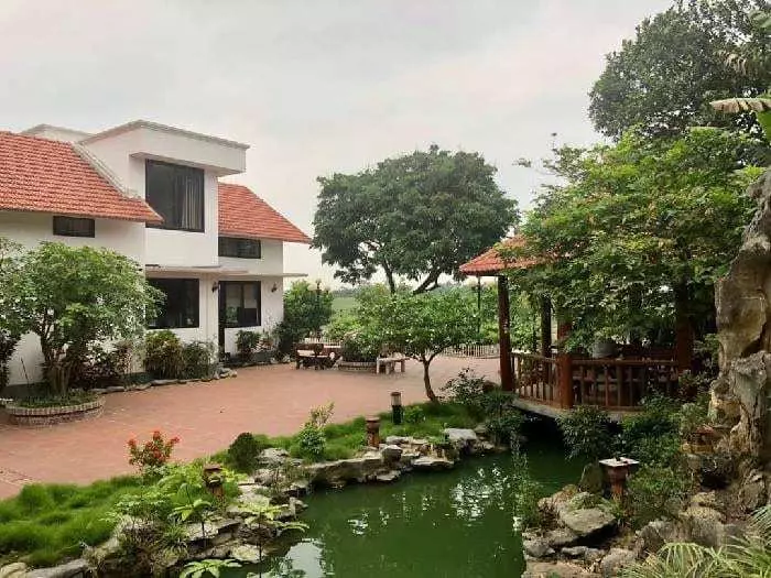 Biệt thự sân vườn Long Biên, 1100m x 3 tầng, mặt tiền 25m, tựa sơn hướng thuỷ, nội thất cao cấp,