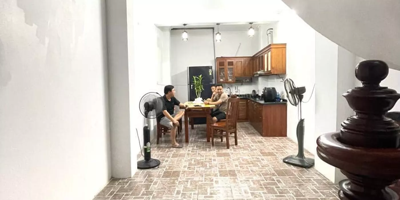 Bán nhà phố Bạch Đằng, Hoàn Kiếm 38m, 4 tầng. Giá: 5.8 tỷ