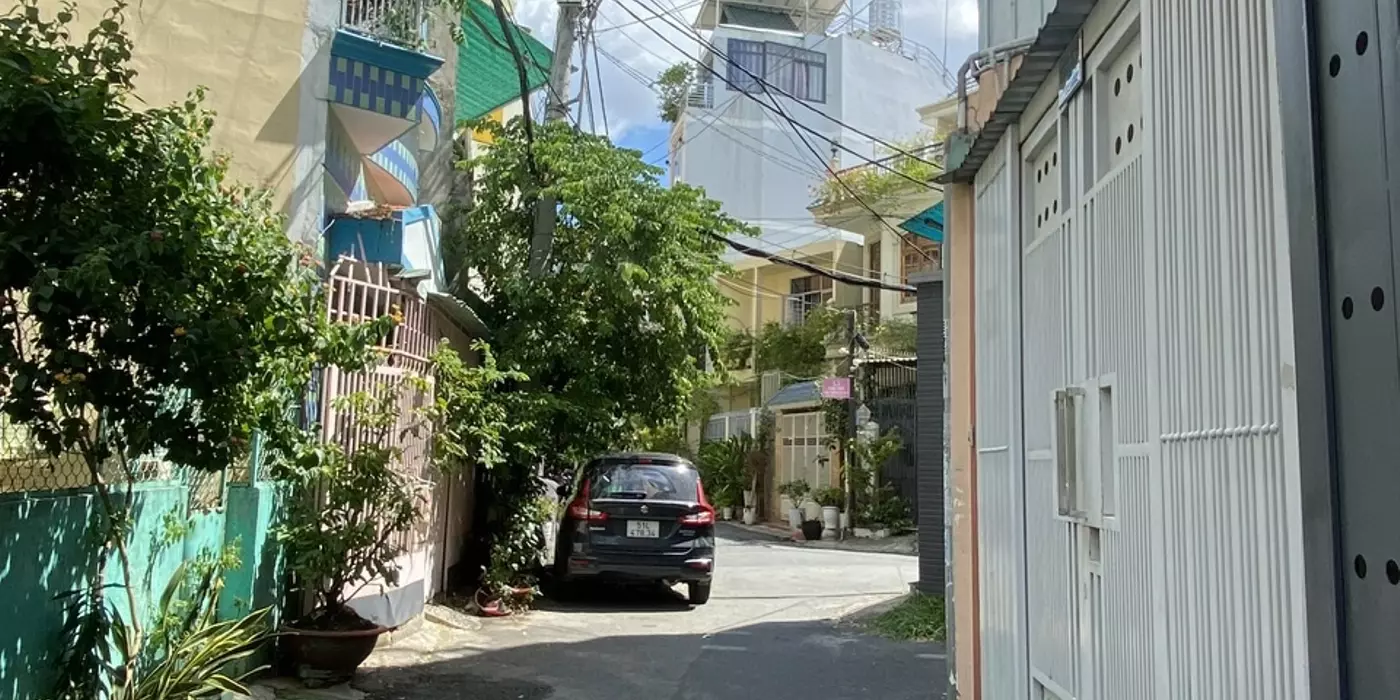 Bán nhà HXT HINO RA VÔ THOẢI MÁI Bàu Cát Tân Bình, 4 tầng, giá 6.7 tỷ. Nhà mới đẹp ở ngay.