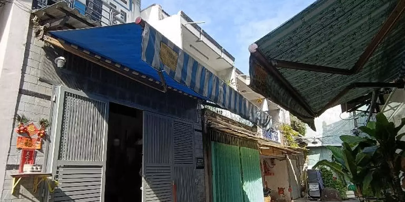 Bán Nhà hẻm xe hơi Chiến Lược, Bình Tân. Nhà diện tích ngang lớn 5m, 2 tầng , 40m2. Chỉ 3 tỷ