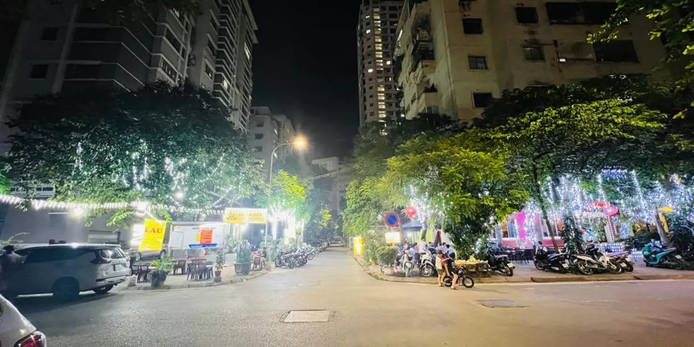 CẦN BÁN NHÀ XUÂN ĐỈNH Ô TÔ ĐỖ TRƯỚC CỬA 139m2