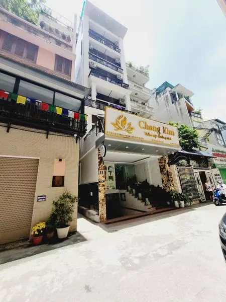 Lạc Long Quân 100M 8T 5.8MT
Ô TÔ TRÁNH - LÔ GÓC - THANG MÁY - KINH DOANH - DÒNG TIỀN 🌹