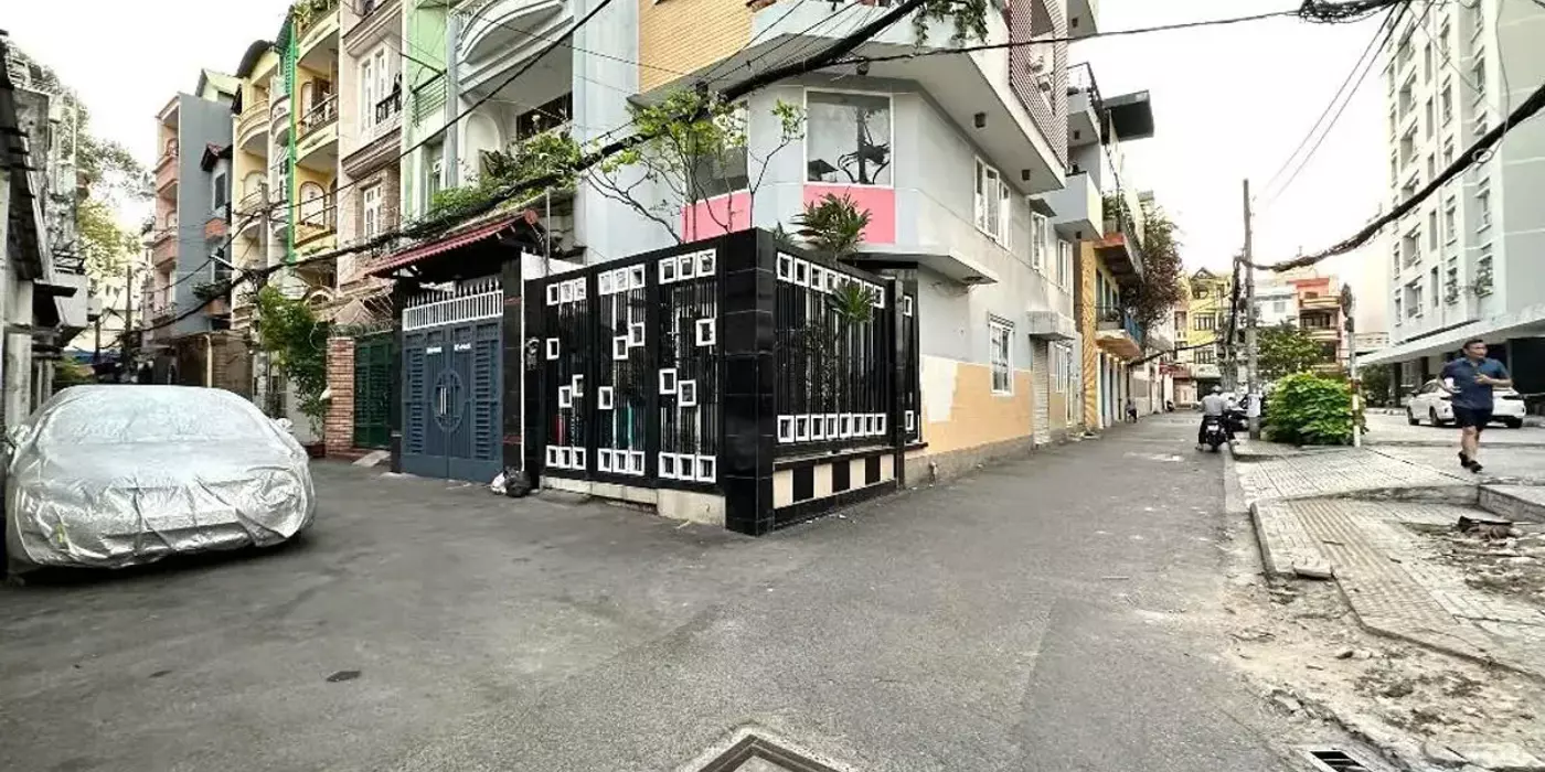 Bán Nhà Tô Hiến Thành Quận 10 , Ôtô Tránh - Đối Diện Big C, 61m2, 3 Tầng BTCT  Nhỉnh 10 X Tỷ