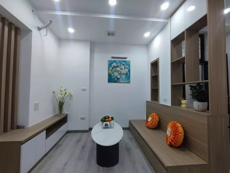 Bán nhà Hoàng Văn Thái, Thanh Xuân, 42m, 5 Tầng, Mặt Tiền 4.4m, OTO,