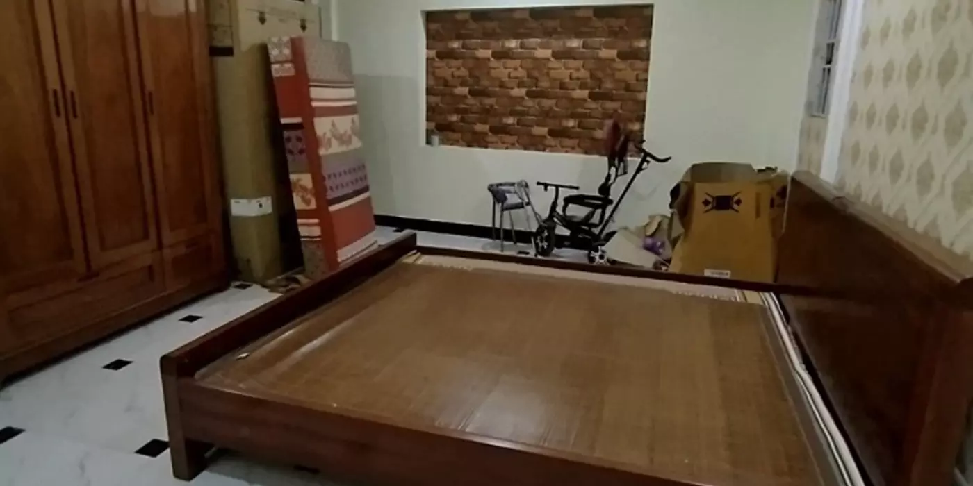 Bán nhà Ngã Tư Vạn Phúc, 35m2, Thông sàn, khép kín, ngõ nông 4.5 tỷ.