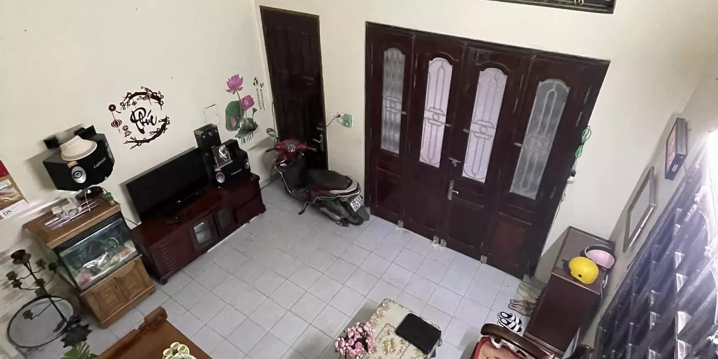 BÁN NHÀ HOÀNG QUỐC VIỆT_PHÂN LÔ ÔTÔ_LÔ GÓC_DÂN TRÍ CAO