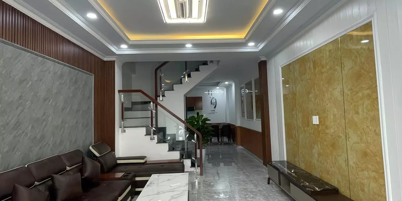 Bán nhà Nguyễn Thị Thập 52m2, nhà mới, kế chợ Tân Mỹ, giá 5.2 tỷ