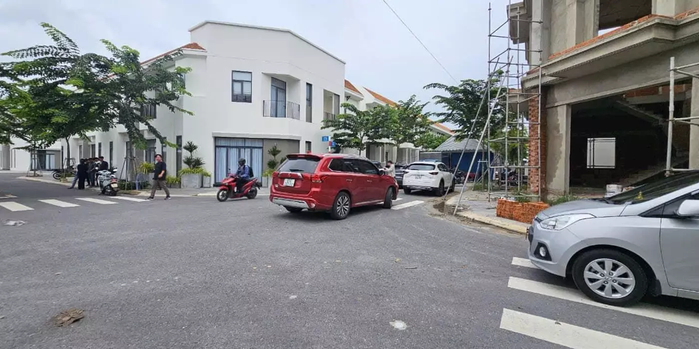 Cần bán  đất. 100m2 Hòa Lợi, Bến Cát, Bình Dương
Cách DT 741 chỉ 200m,
