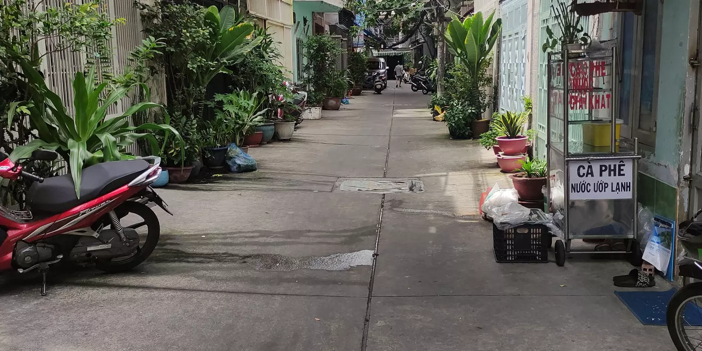 Ngôi Nhà Trung Tâm Quận 10, Nguyễn Ngọc Lộc, 30m², SHR, chỉ 5.7 Tỷ - Độc Đáo và Vượt Trội!