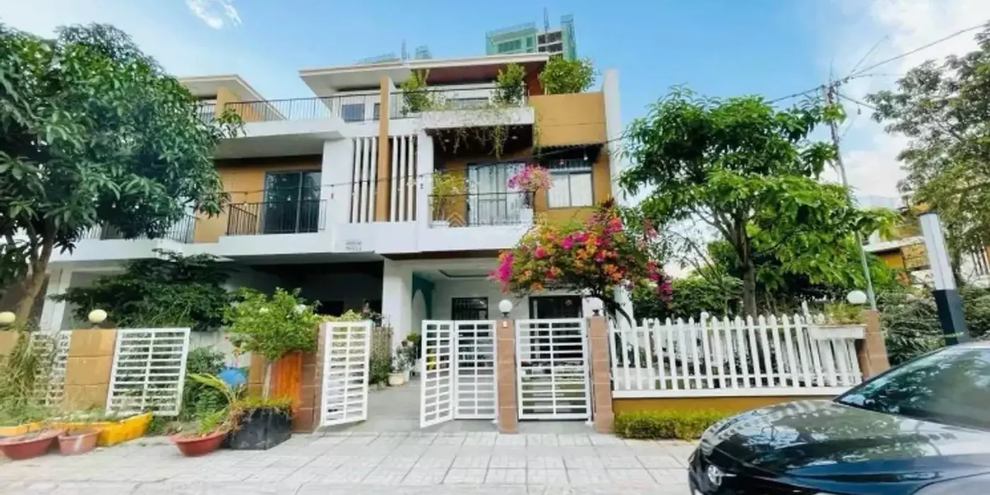 Bán Nhà Mặt Tiền đường Tô Ngọc Vân Thủ Đức, 125m² , 11 tỷ