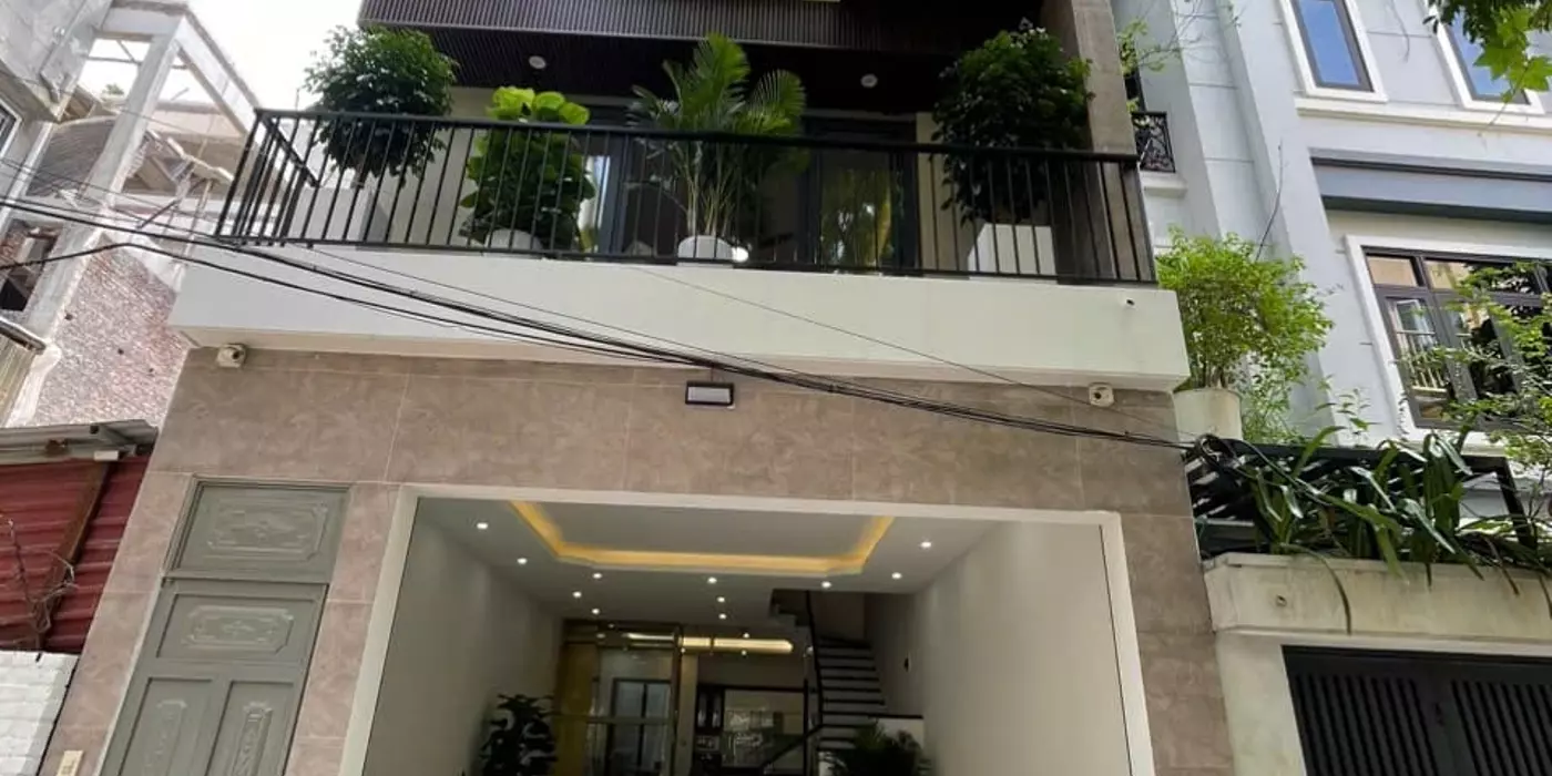 Ngọc Thụy 80M 4T 5MT
GIÁ 16.9 tỷ Long Biên 
NHÀ ĐẸP Ở SƯỚNG - Ô TÔ TRÁNH - THANG MÁY - NỘI THẤT