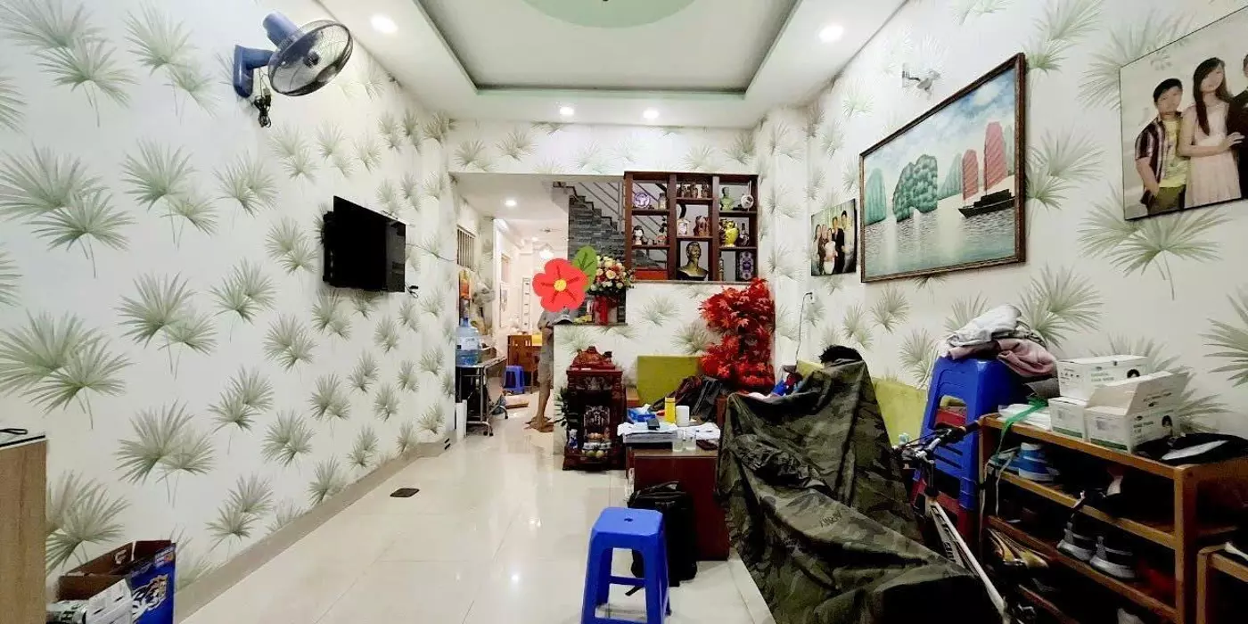 QUẬN 1, CÔ BẮC - CHỈ 1 CĂN RA MẶT TIỀN TRUNG TÂM QUẬN 1 XA HOA, 4 TẦNG CÓ SÂN THƯỢNG MỚI ĐẸP - ĐỐI