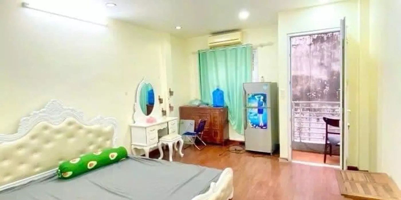 NHÀ ĐẸP KĐT VIỆT HƯNG  LONG BIÊN Diện tích 50/55m2  Nhỉnh 6 tỷ