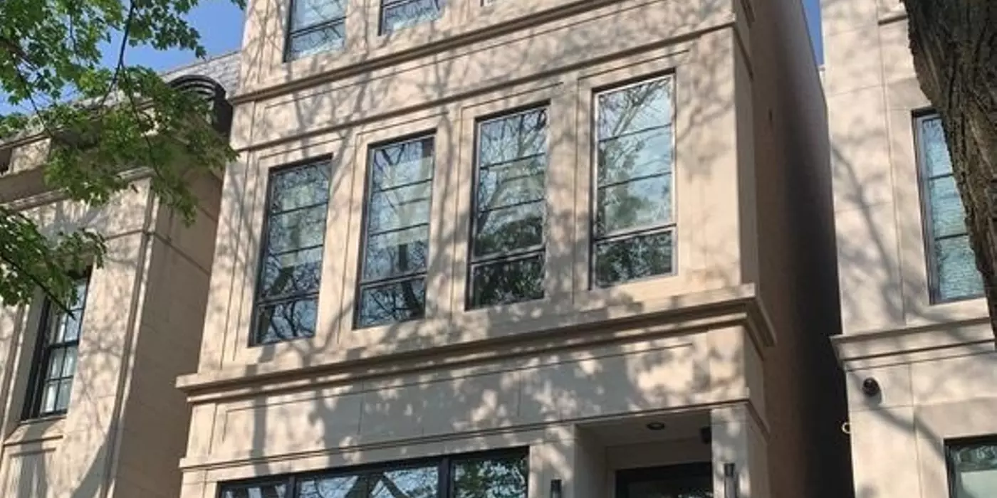 “Building cỡ nhỏ” – Trương Công Giai – 275m2 – 7 tầng -  Dòng tiền 3.6 tỷ/ năm.
