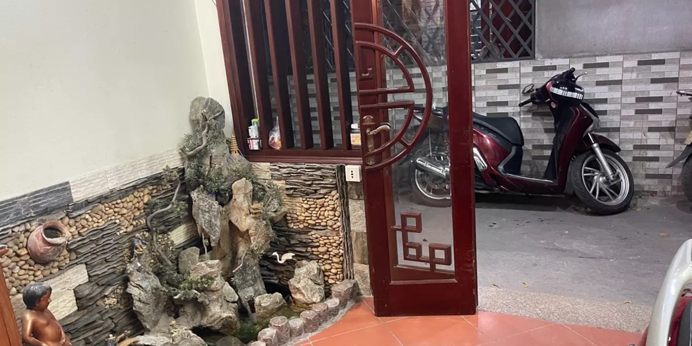 Bán Nhà 5 Tầng Ở Mễ Trì Thượng- Giá Hơn 7 tỷ  - 3 Bước Chân Ra Ngõ 2 Ô Tô Tránh