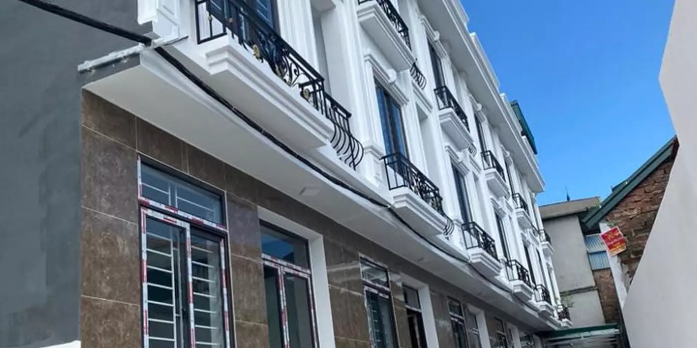 Bán Gấp Nhà Sát Đại Học Sư Phạm Thể Dục Thể Thao - 34m - 3 tầng - 2.13 tỷ