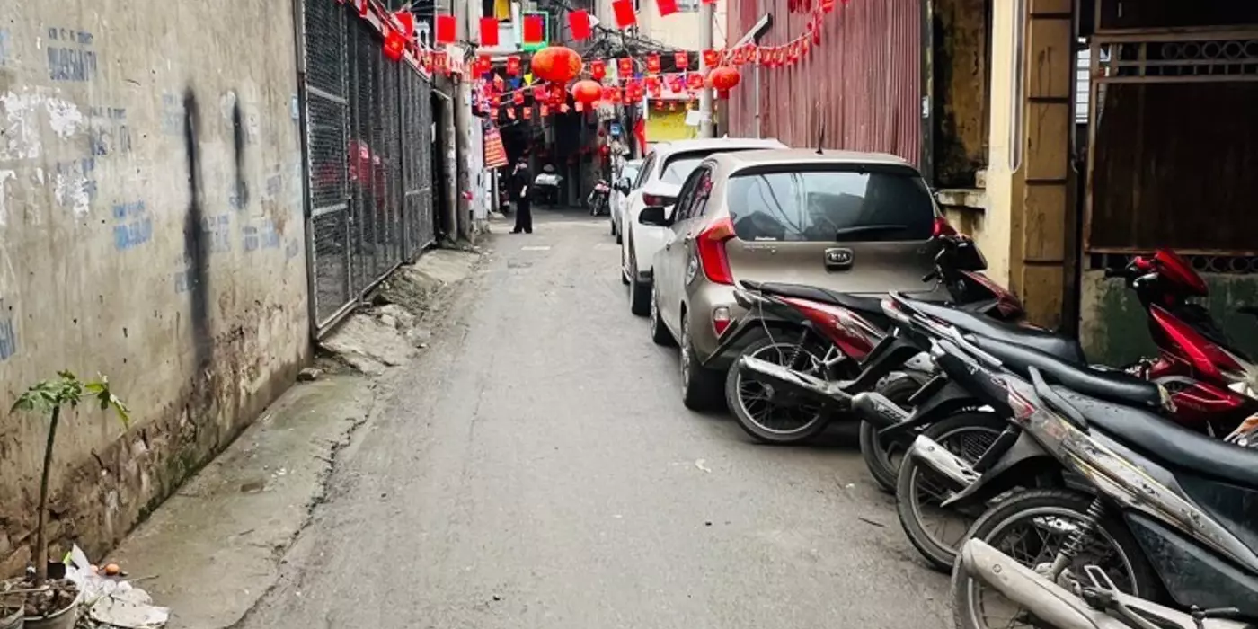 Bán Gấp Căn Nhà DV Sau TT Hội Nghị Quốc Gia – Ô tô đỗ cửa 

Dòng Tiền 720tr/năm – Đang cho thuê
